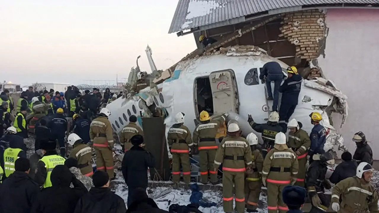 Kazakh Officials Launch Full Investigation Into Passenger Plane Crash In Aktau A passenger plane carrying 62 passengers